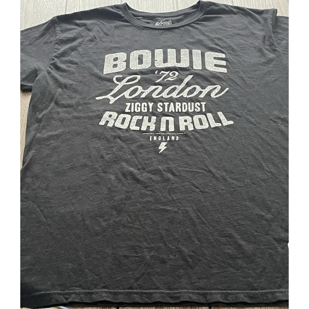 The Original Retro Brand Black David Bowie Ziggy Stardust Graphic Tee Men’s L